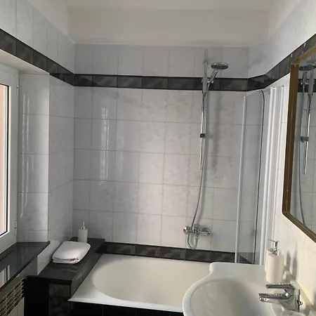 The First Colombo Brignole Xx Settembre Génova