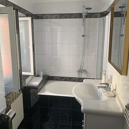 Apartment The First Colombo Brignole Xx Settembre Genoa