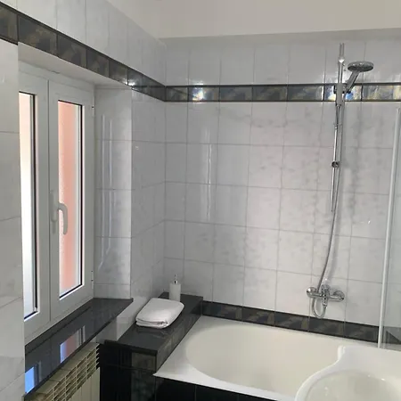 Apartment The First Colombo Brignole Xx Settembre Genoa