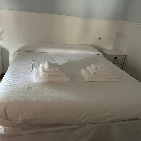 Apartment The First Colombo Brignole Xx Settembre Genoa