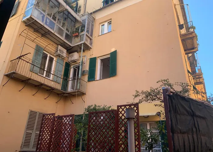 The First Colombo Brignole Xx Settembre Lägenhet Genua